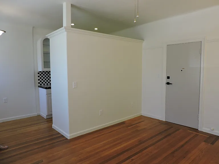 1517 17th St #9 — Photo 3