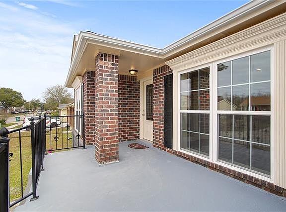 2nd image of 3189 Keithway Dr