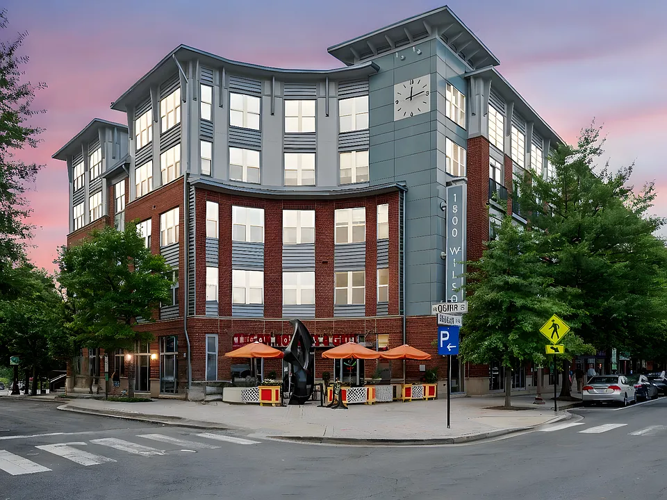 1800 Wilson Blvd #248