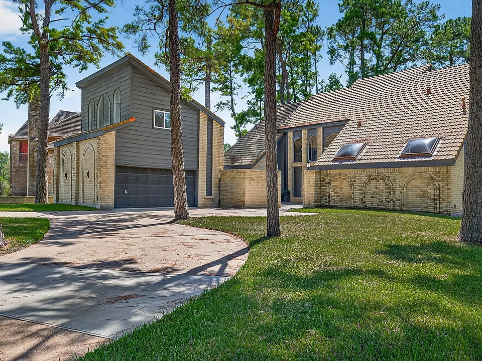 5815 Green Terrace Ln
