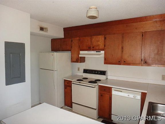 3rd image of 1008 Westover Dr