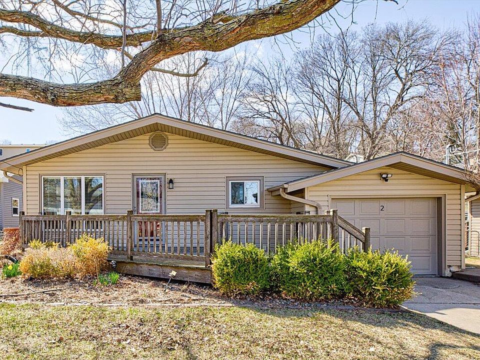 1st image of 2 Skyview Dr