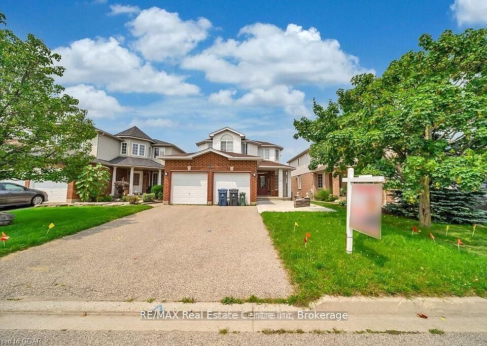 1st image of 61 Moffatt Ln