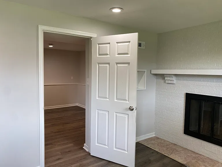 13050 Kensal Green Ct — Photo 8