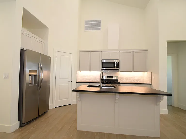 460 Amethyst Rd — Photo 5