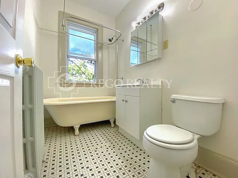 46 Grace St — Photo 19