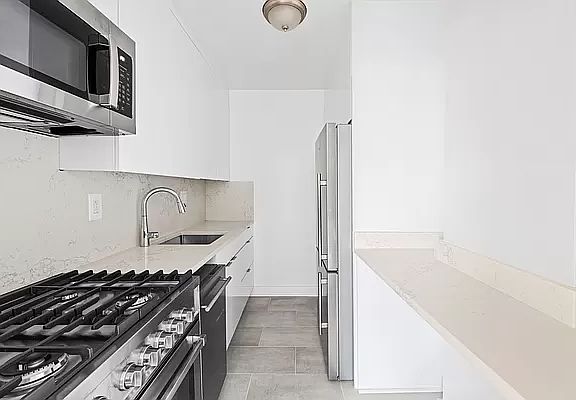 3rd image of 363 E 76th St APT 15K