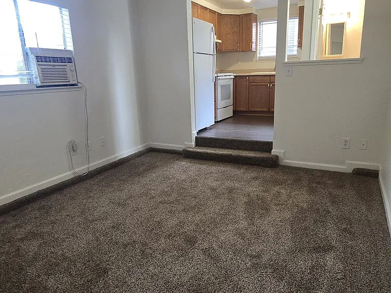 504 Modoc St — Photo 7