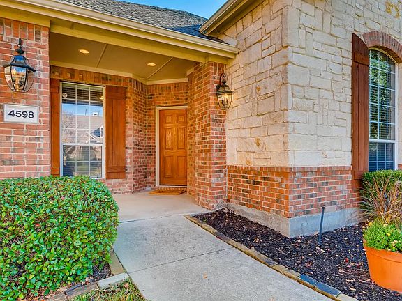 3rd image of 4598 Hearthstone Dr