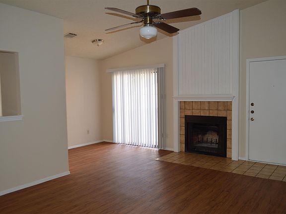 2nd image of 615 Rollingway Dr APT A