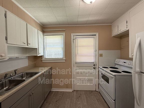 5th image of 1343 Steed St