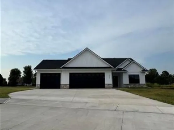 314 Augusta, Washington, IA 52353