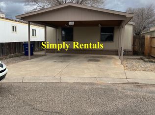 8532 Stream St NE, Albuquerque, NM 87113