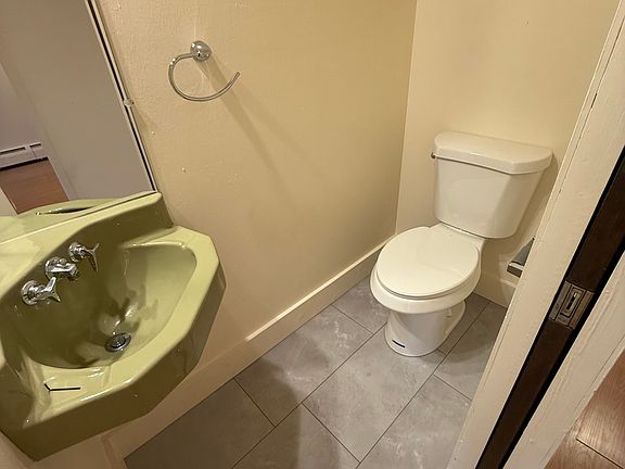5th image of 204 Canyon Blvd #1900