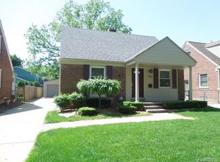 560 E Southlawn Blvd, Birmingham, MI 48009