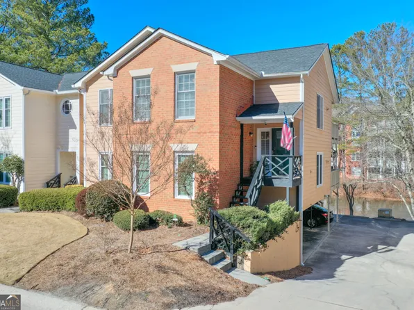 6514 Deerings Ln, Peachtree Corners, GA 30092