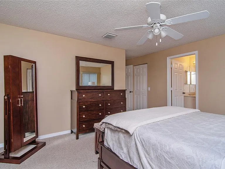 4297 Pine Ridge Ct — Photo 18