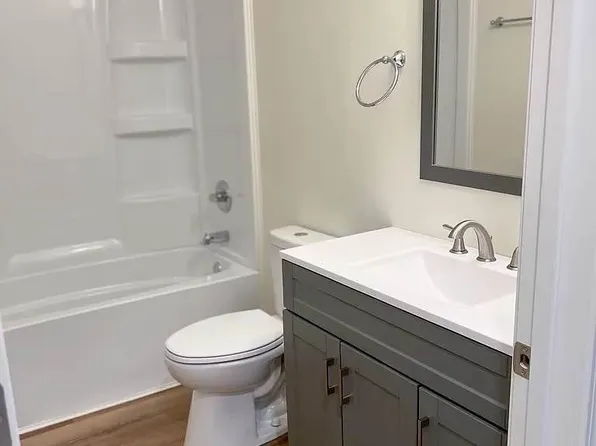 201 N Main St #B, Elkton, KY 42220