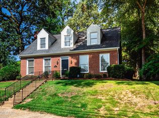 1703 Pine St, Jackson, MS 39202