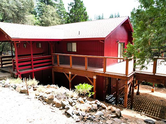 3rd image of 19314 Ponderosa Dr