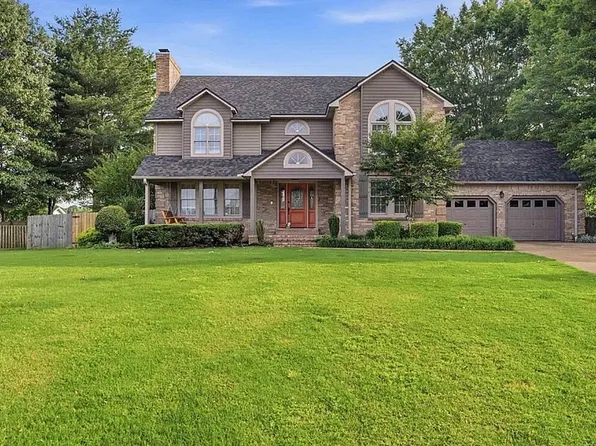 1404 Lexington Dr, Paragould, AR 72450