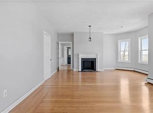 19 Hillside Ave FLOOR 2, Providence, RI 02906