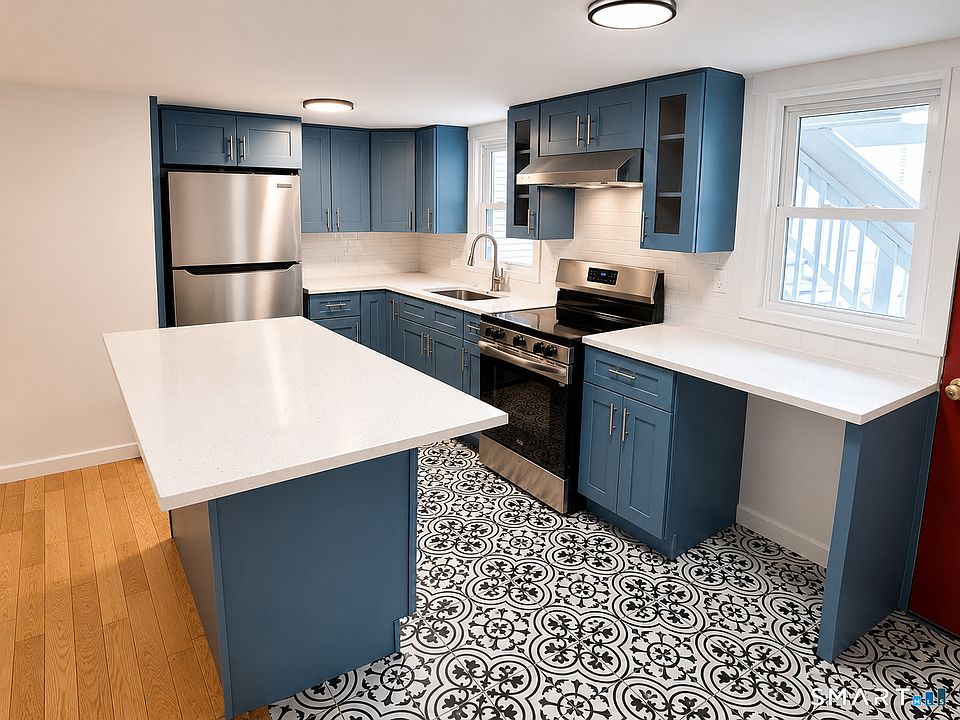 1st image of 582 Main St
