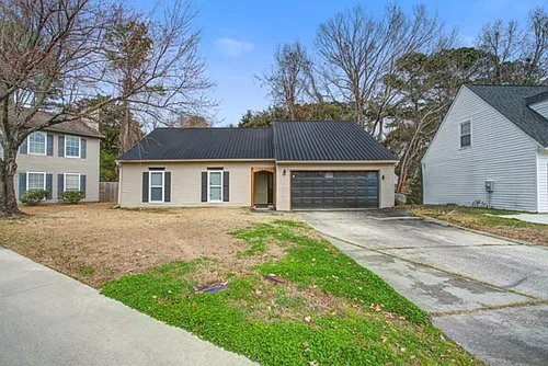 2451 Castlereagh Rd Photo 1