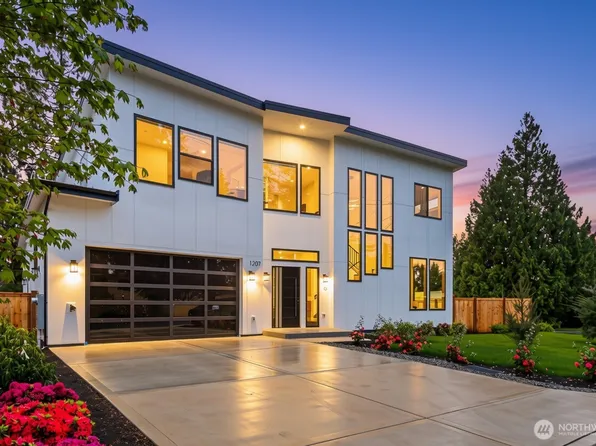 1207 145th Avenue SE, Bellevue, WA 98007