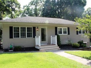 8 Brooklane Rd, Plantsville, CT 06479