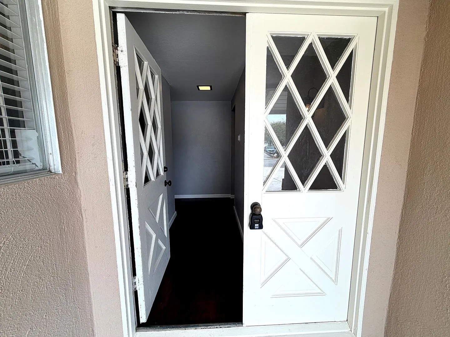 Beautifully renovated 4 Bed 2 Bath House in Goleta! — Photo 4