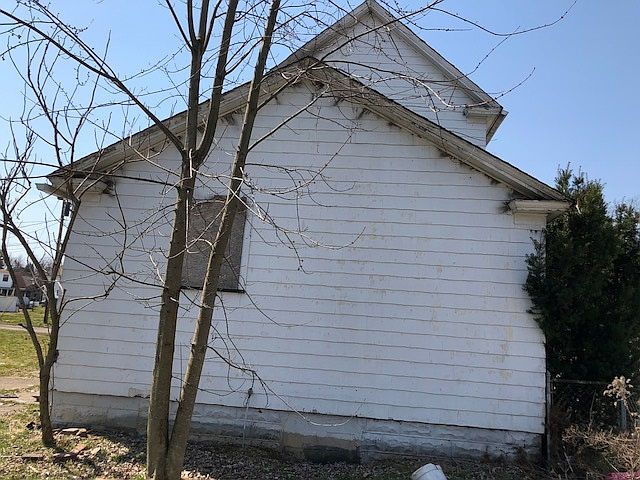 2nd image of 2741 Tampa Ave