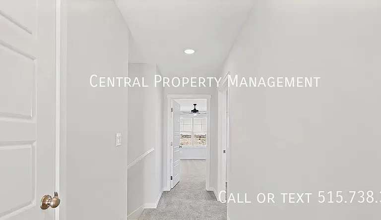 635 NW Williamsburg Ln — Photo 29