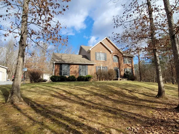 744 Cattail Rd, Winchester, VA 22603