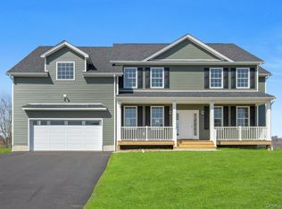 47 Dartmouth Drive, Poughkeepsie, NY 12603