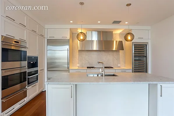 Rented by Corcoran | media 19