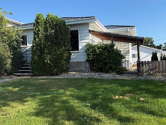 2nd image of 108 Front Street N