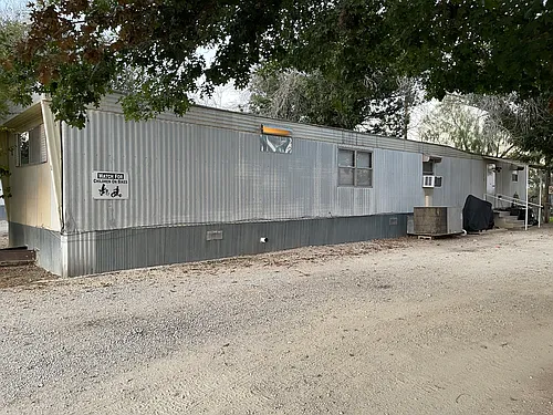 70 Private Rd Photo 1