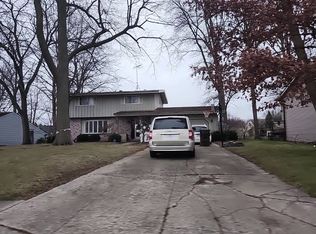 902 Allison Blvd, Auburn, IN 46706