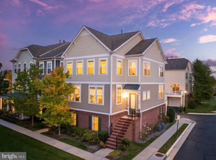 131 Anthem Ave, Herndon, VA 20170