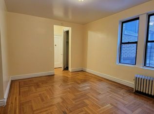 3405 Kossuth Ave #2D, Bronx, NY 10467