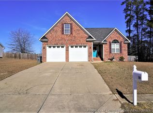 120 Ivywood Ln, Raeford, NC 28376