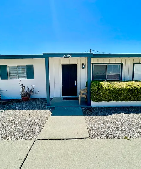 27197 Sun City Blvd — Photo 1