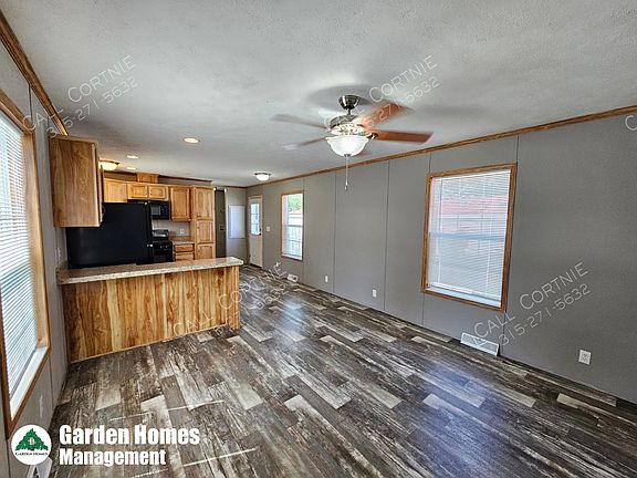 3rd image of 23 Pine Cir