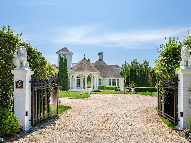2 Halsey Farm Dr — Photo 4