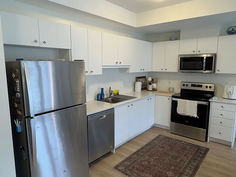 28 Emmas Way W — Photo 10