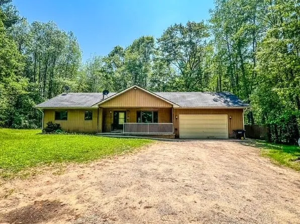 624 E Surrey Rd, Farwell, MI 48622