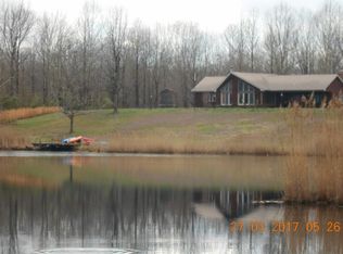 4090 Whitesville Rd, Harrisburg, IL 62946