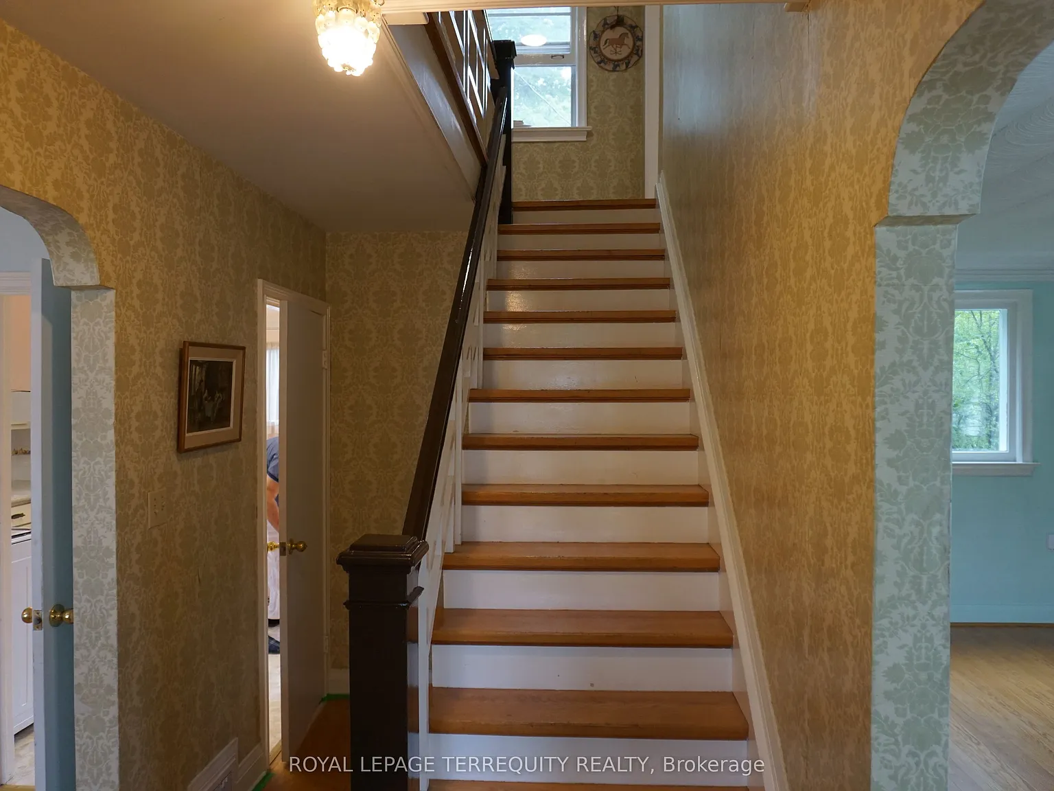 4 bed, $4,000 — Photo 3