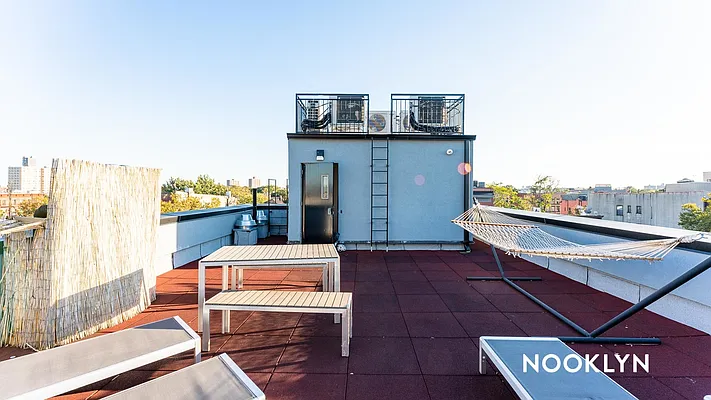 Rented by Nooklyn NYC LLC | media 31